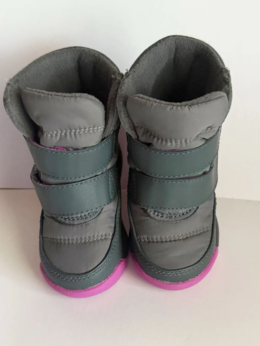 Sorel kids  Grey and Pink winter Insulated Snow Boots Size 5